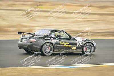 media/Jan-26-2025-CalClub SCCA (Sun) [[cfcea7df88]]/Group 1/Race/